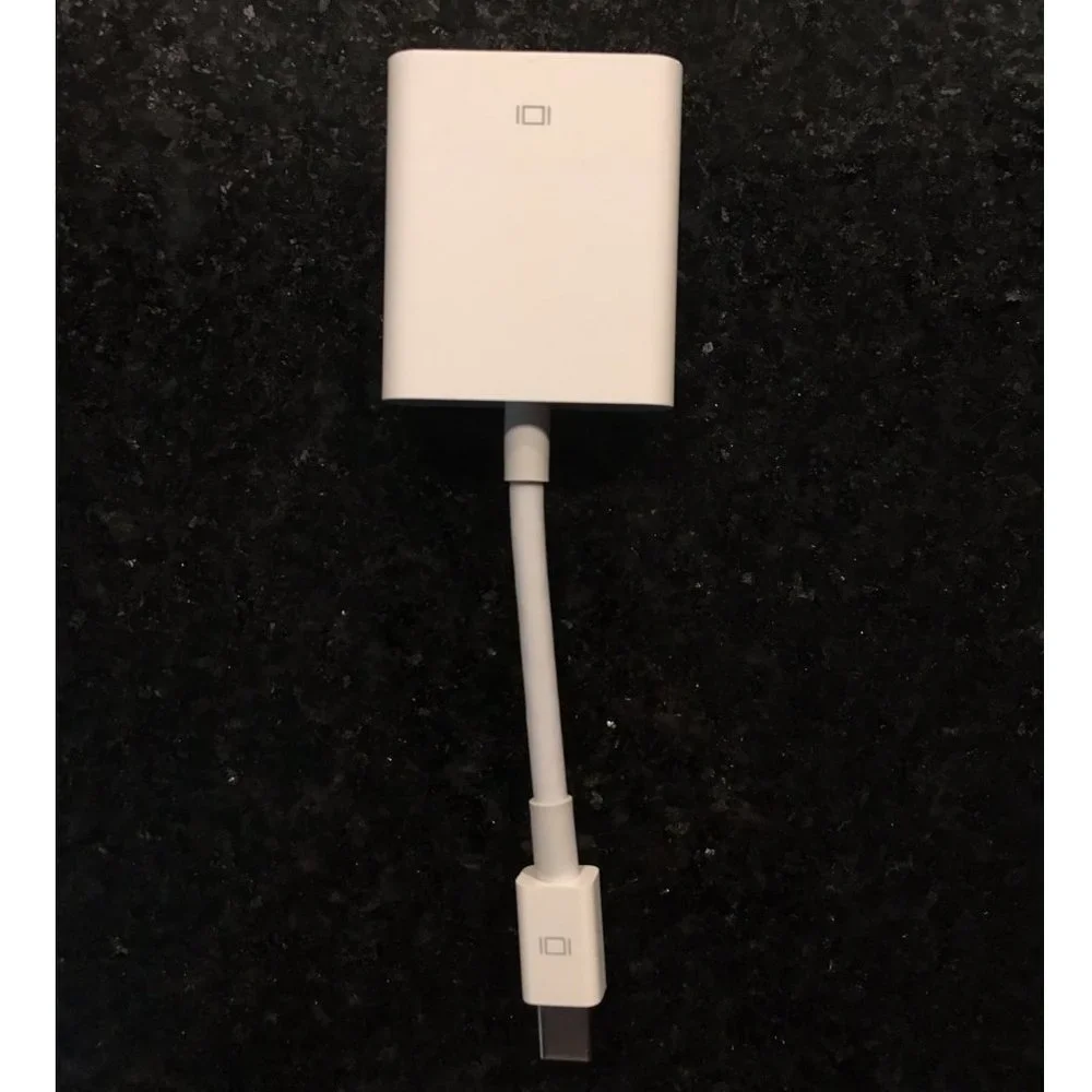 Apple Mini DisplayPort to VGA Adapter